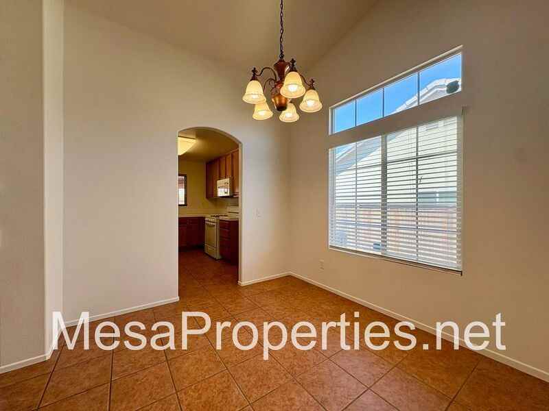 15670 Pearmain St - Photo 7 of 27