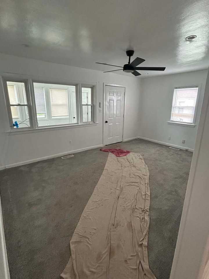 1014 Parkside Ave - Photo 7 of 20
