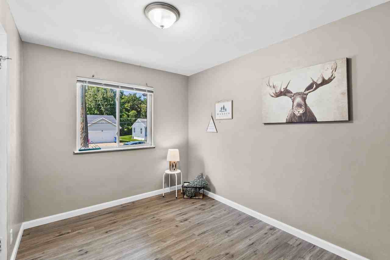 10 Valley Rd - Photo 3 of 13