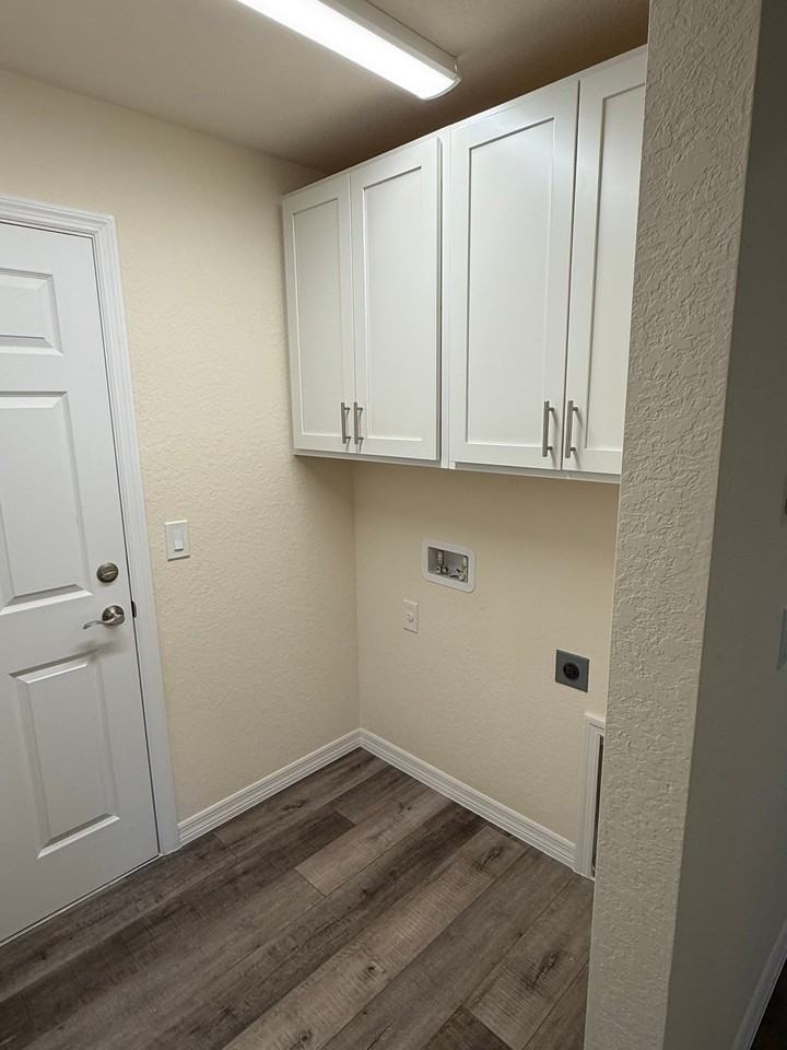 1039 Coney Ct - Photo 5 of 9