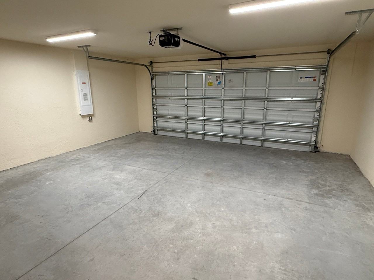 1039 Coney Ct - Photo 6 of 9