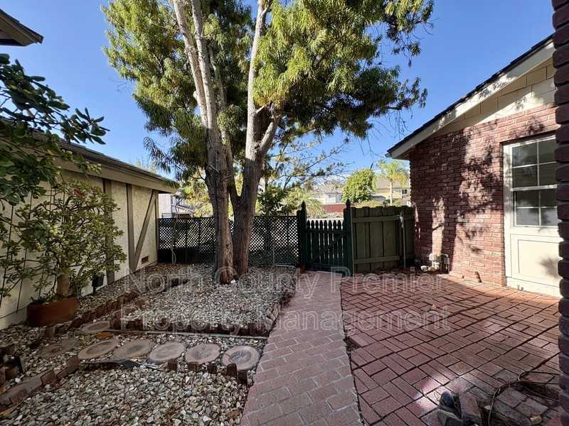 3115 Madera Ct - Photo 6 of 34