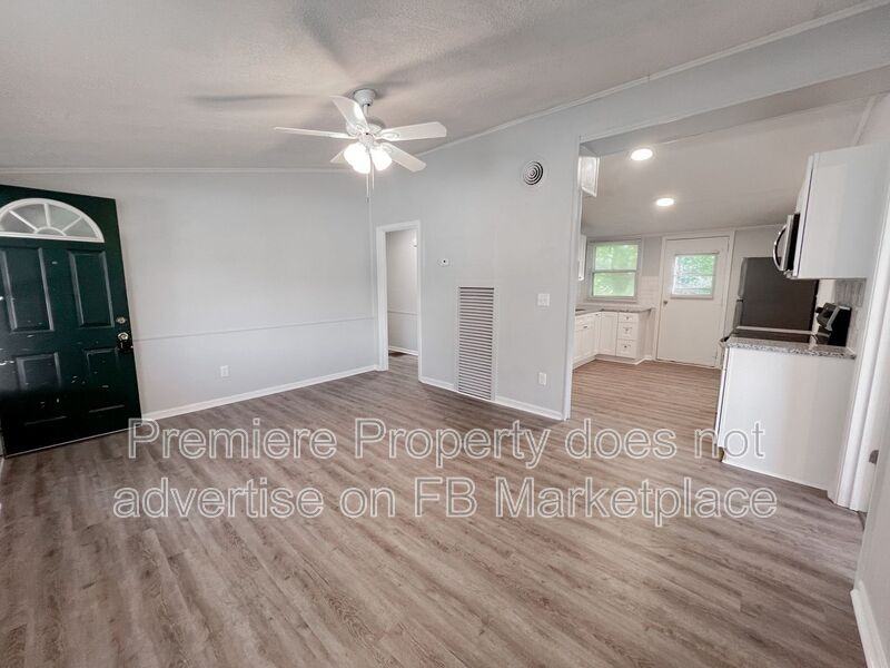 1220 S Delaware Ave - Photo 4 of 15