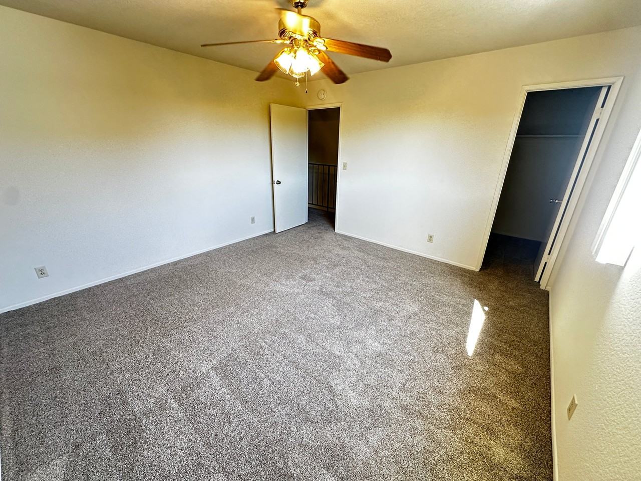 4280 Green Ave - Photo 7 of 20