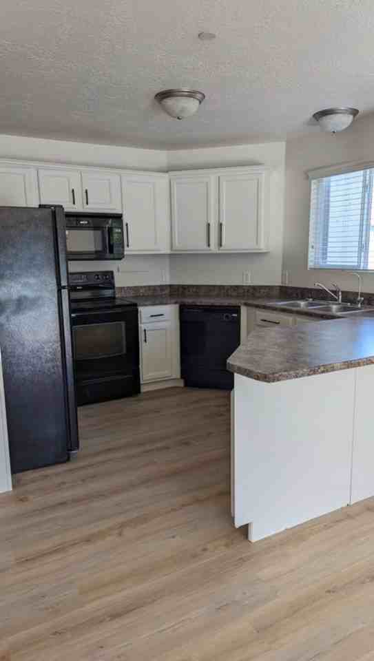 117 E Calbourne Ln #I5 - Photo 7 of 24