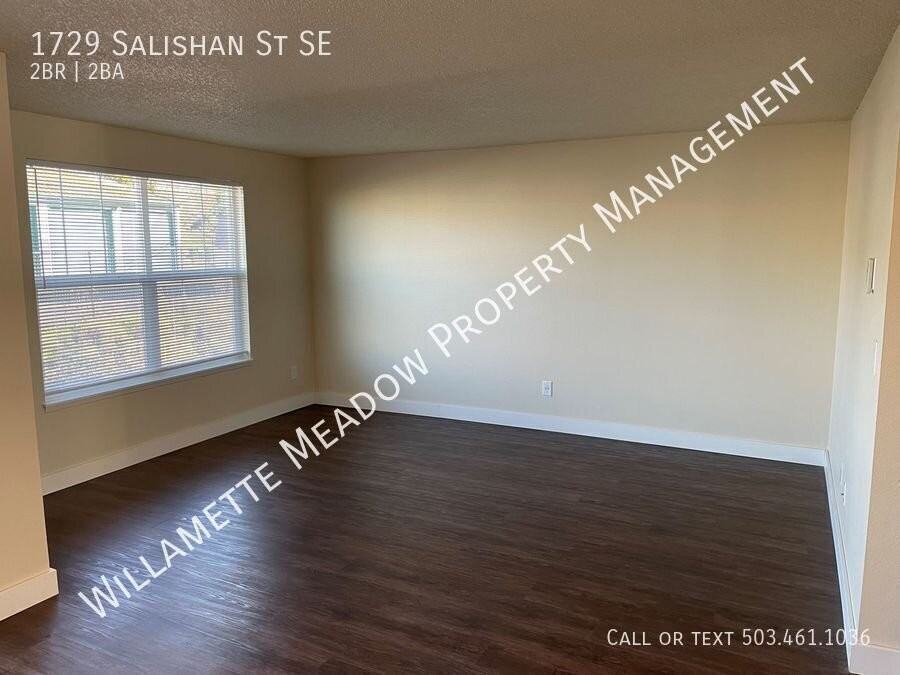 1729 Salishan St Se - Photo 4 of 20