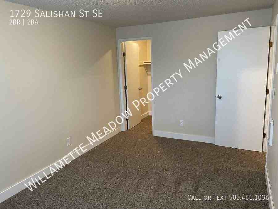 1729 Salishan St Se - Photo 7 of 20