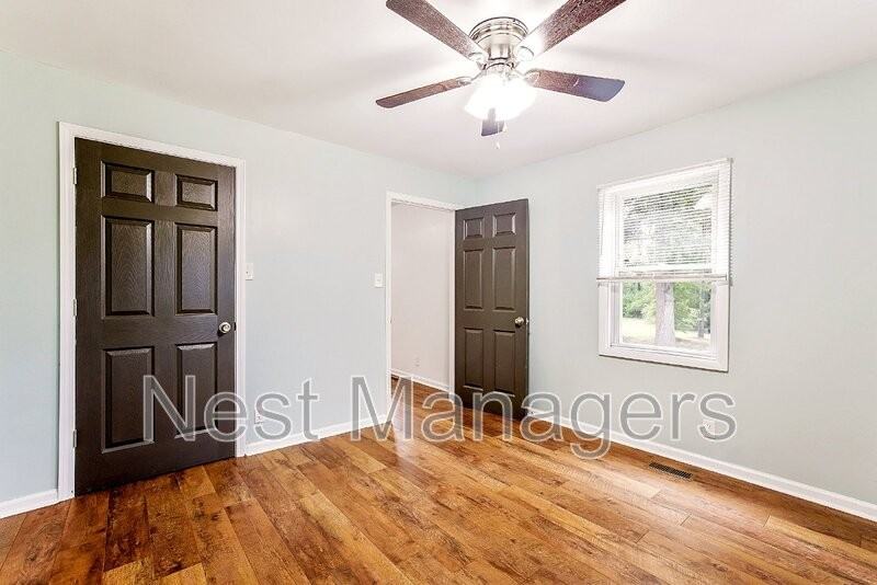 10709 Ramsey St - Photo 3 of 22