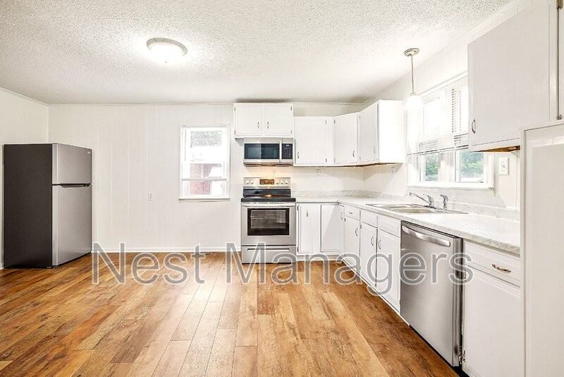 10709 Ramsey St - Photo 6 of 22