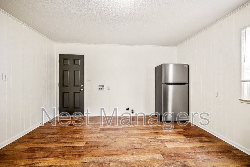 10709 Ramsey St - Photo 7 of 22