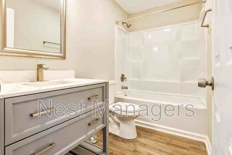 1604 Crescent Dr - Photo 7 of 14