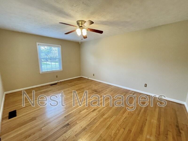 1414 Berkshire Rd - Photo 2 of 17