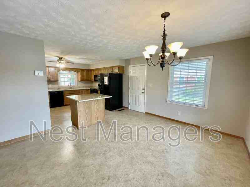 1414 Berkshire Rd - Photo 4 of 17