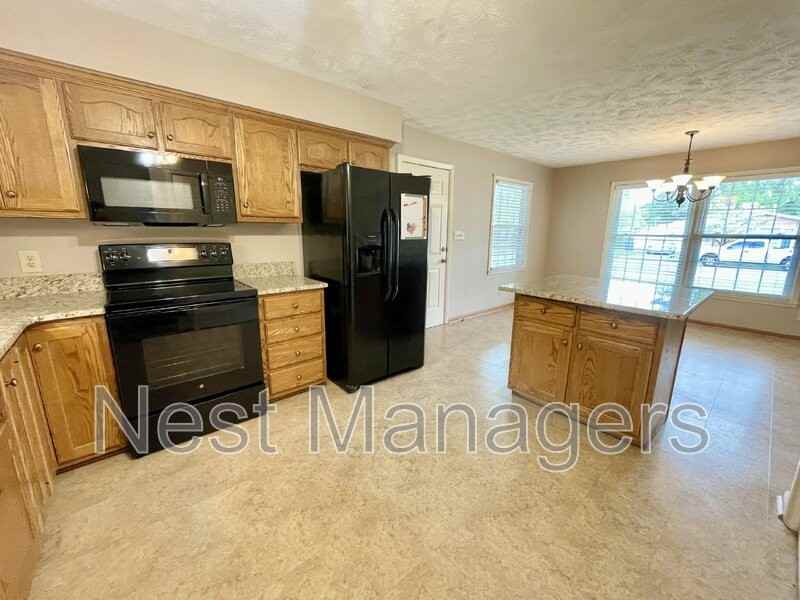 1414 Berkshire Rd - Photo 6 of 17
