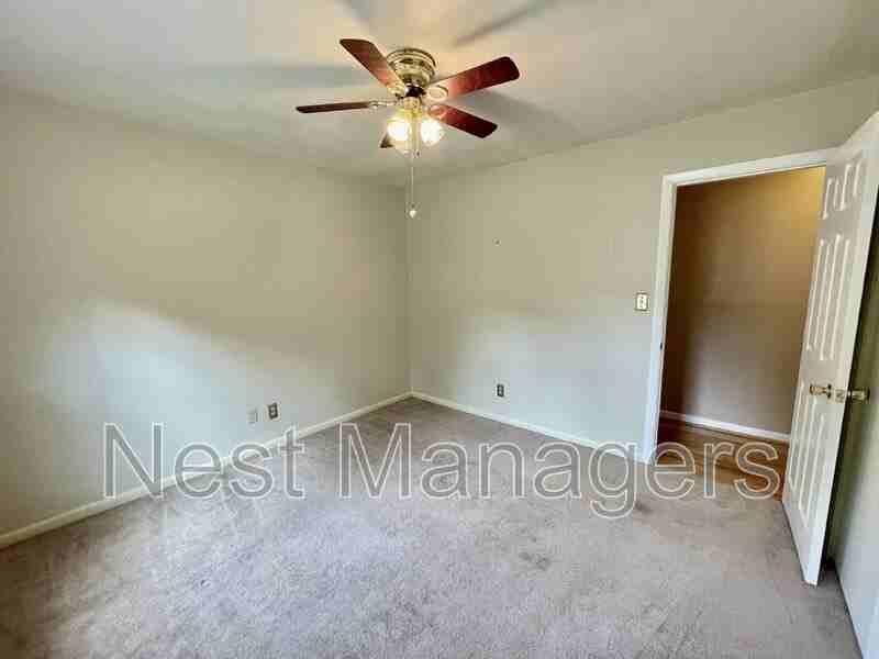 1414 Berkshire Rd - Photo 7 of 17