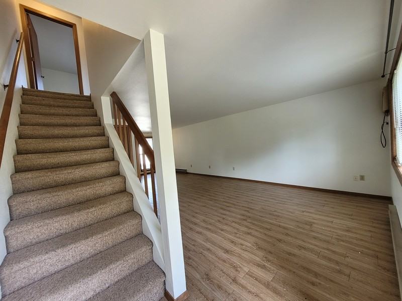 2149 Michelle Ct - Photo 2 of 14
