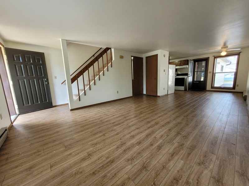 2149 Michelle Ct - Photo 3 of 14
