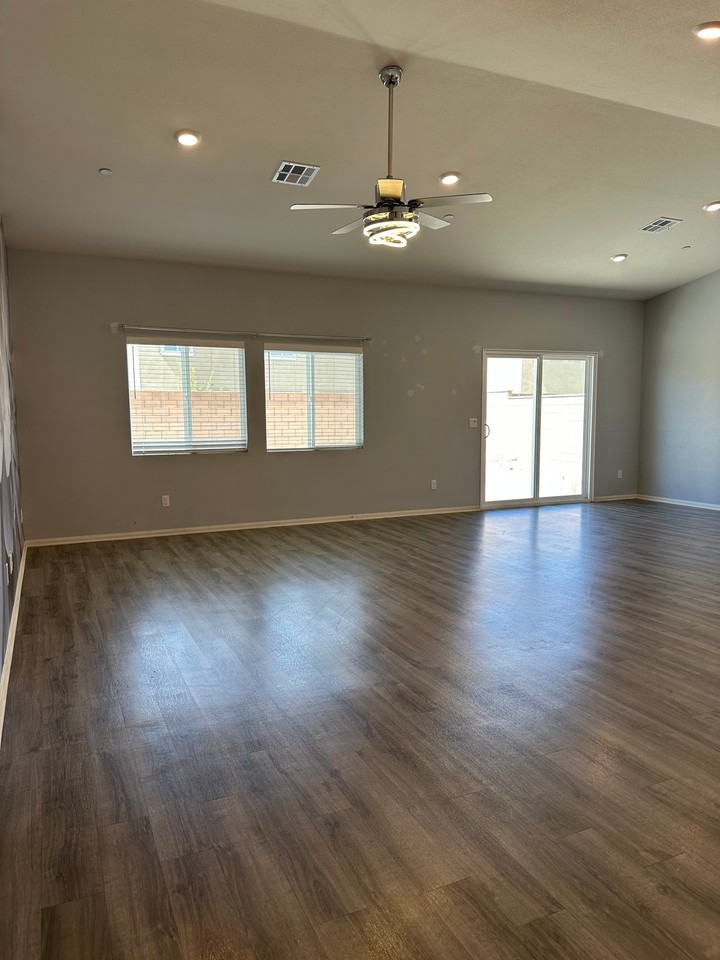 13166 Sierra Blanca Way - Photo 3 of 16
