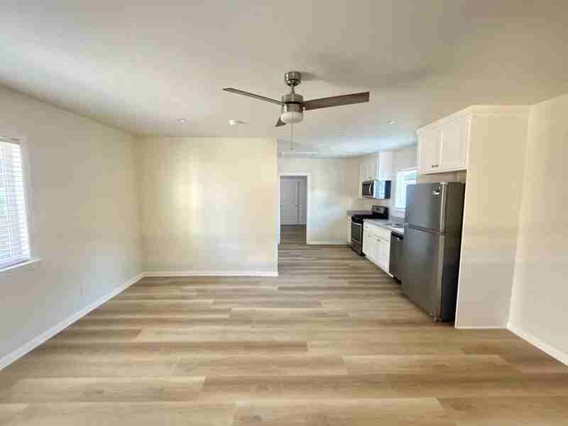 10038 Tujunga Canyon Blvd #12 - Photo 2 of 11