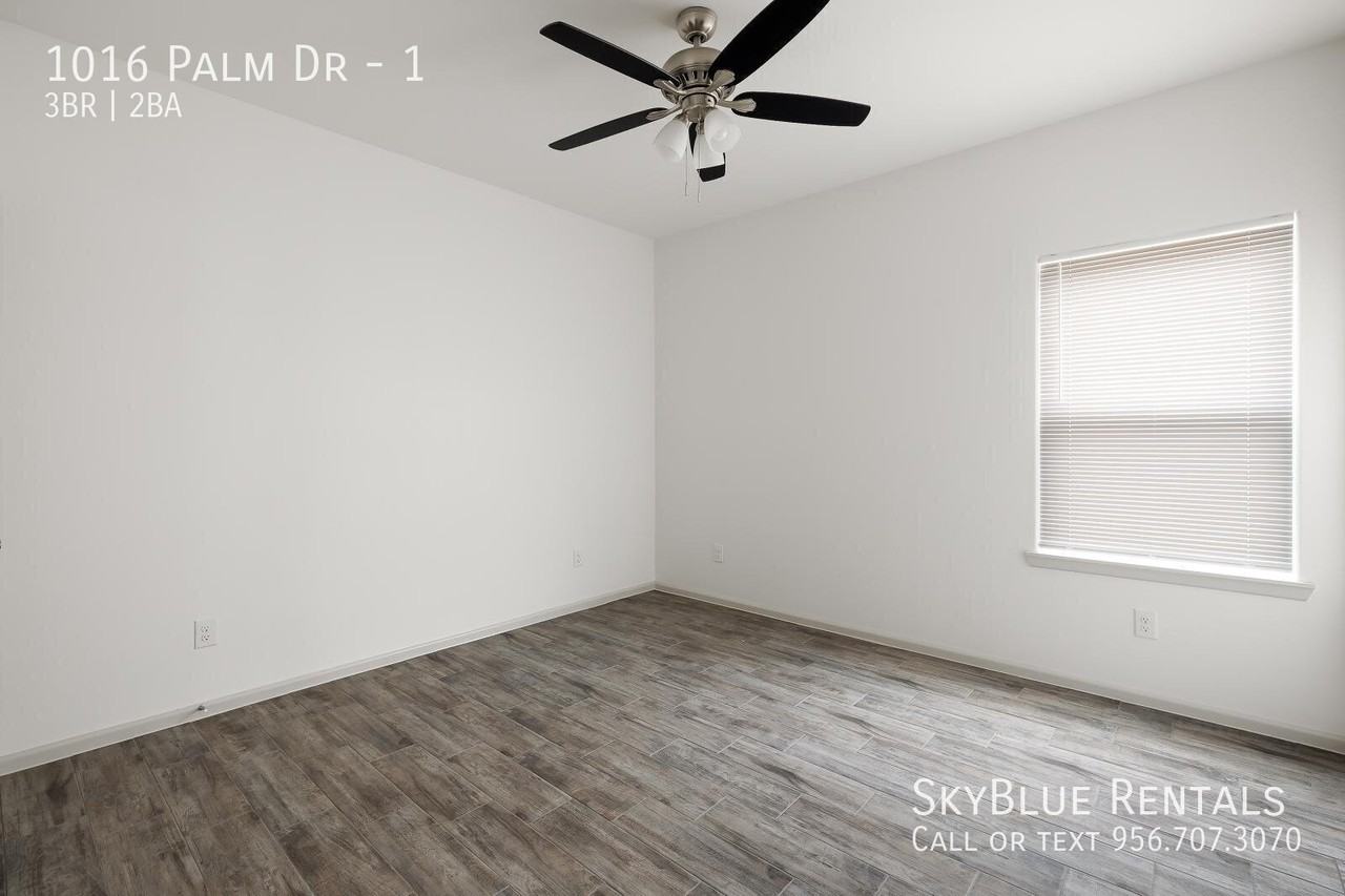 1016 Palm Dr #1 - Photo 6 of 6