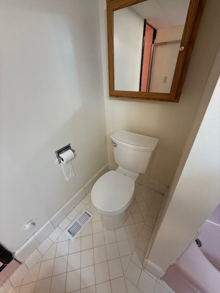 6302 S Westridge St #B - Photo 7 of 12