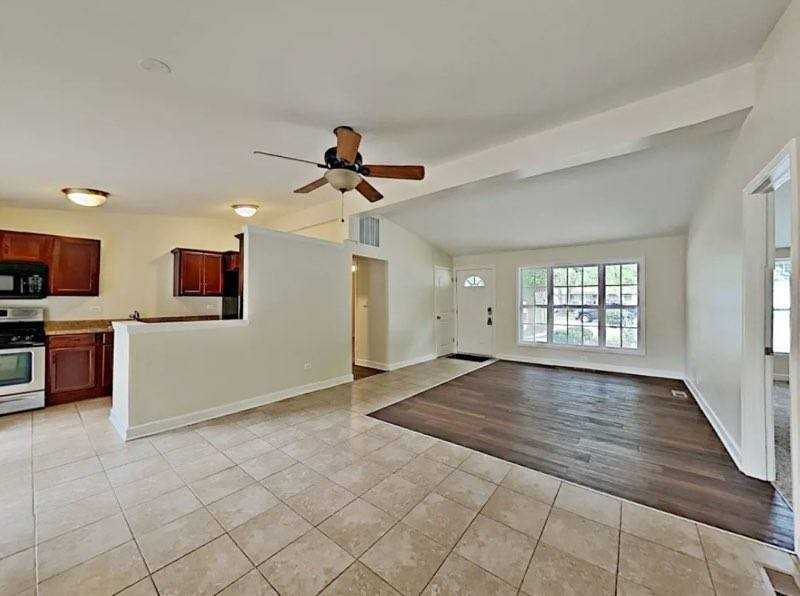 15444 Alameda Ave - Photo 4 of 9