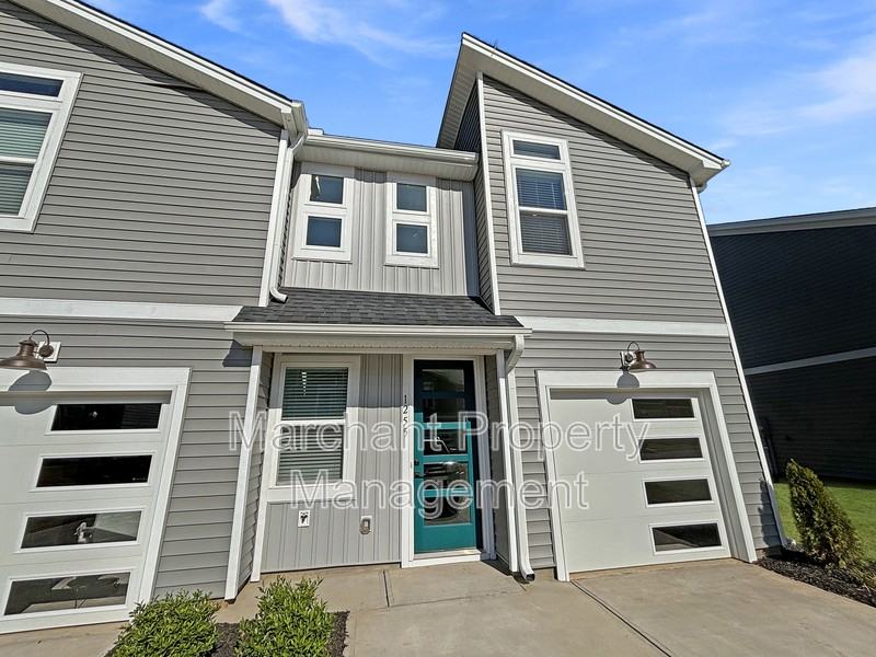 1255 Westgate Village Dr - Photo 3 of 26