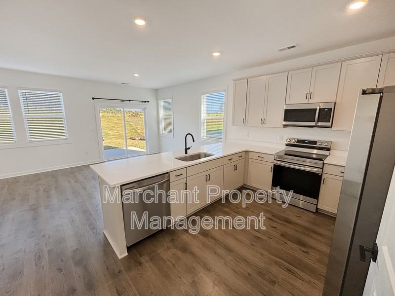1255 Westgate Village Dr - Photo 5 of 26