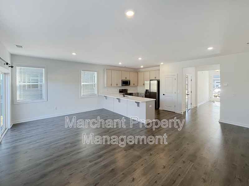 1255 Westgate Village Dr - Photo 6 of 26