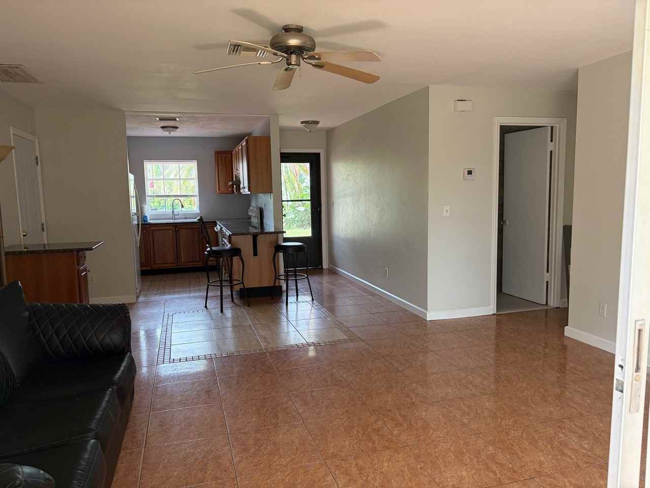 217 Dickens Ave - Photo 3 of 18