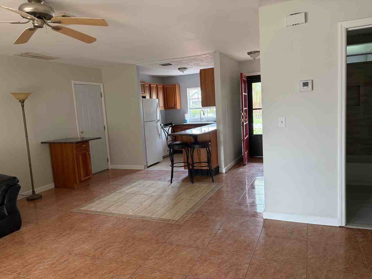 217 Dickens Ave - Photo 4 of 18