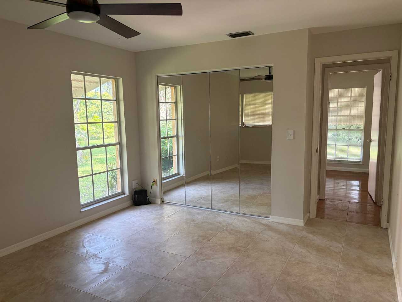 217 Dickens Ave - Photo 5 of 18