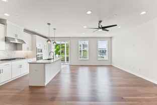178 Kennedy Dr - Photo 1 of 1