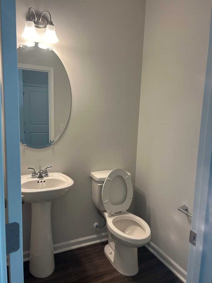 628 Parker Ct - Photo 6 of 18