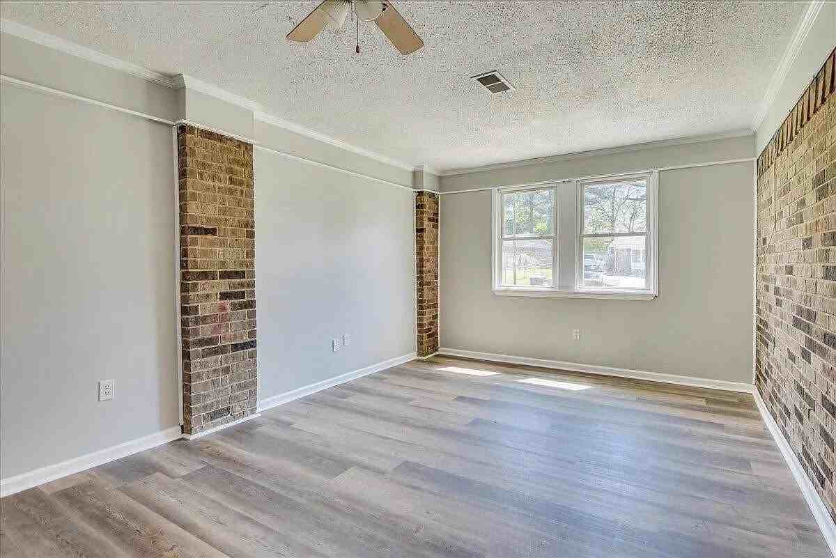 3648 Alene Cir - Photo 7 of 15