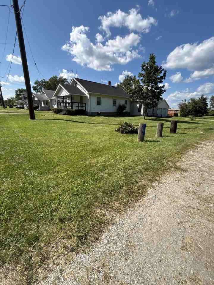 2106 W Wallen Rd - Photo 4 of 10