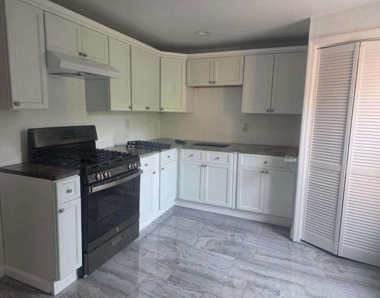 139 Monticello Ave #3