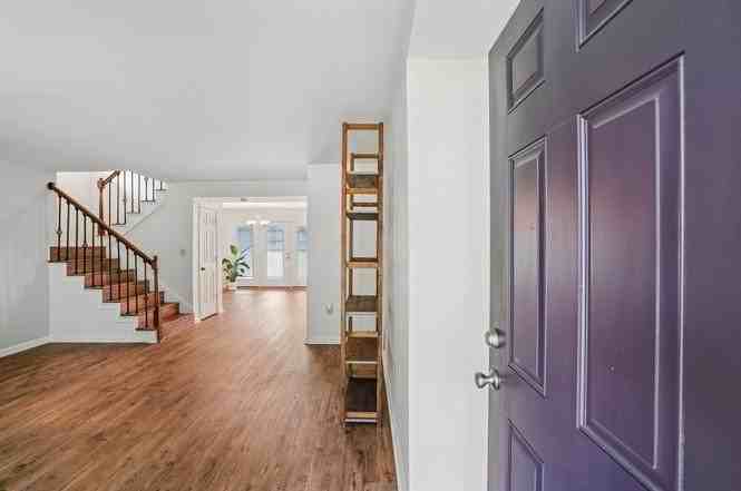 708 Joseph E Lowery Blvd Sw - Photo 2 of 16