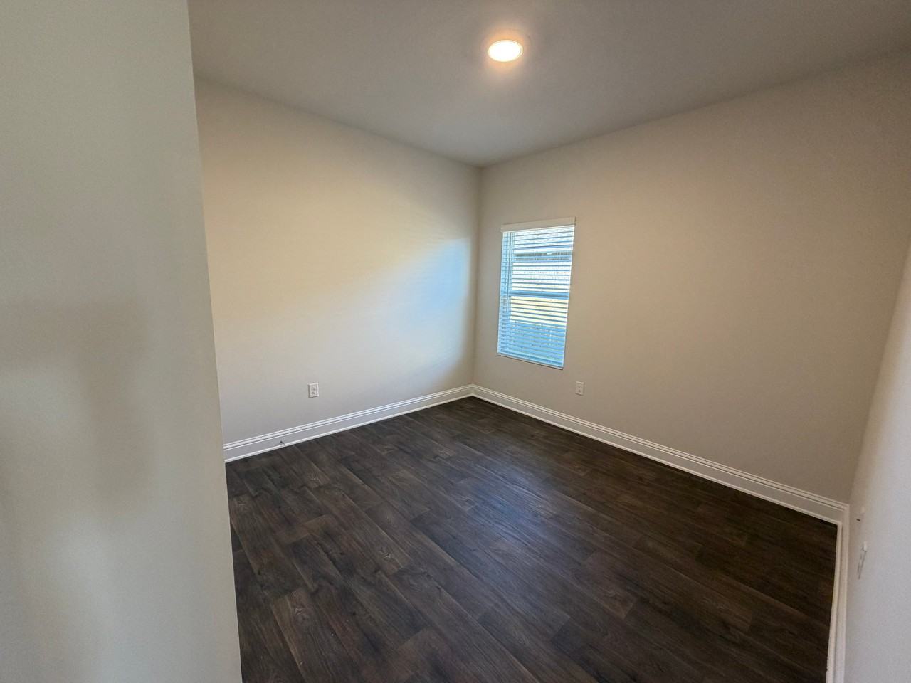 14523 Dayton Cir - Photo 4 of 16