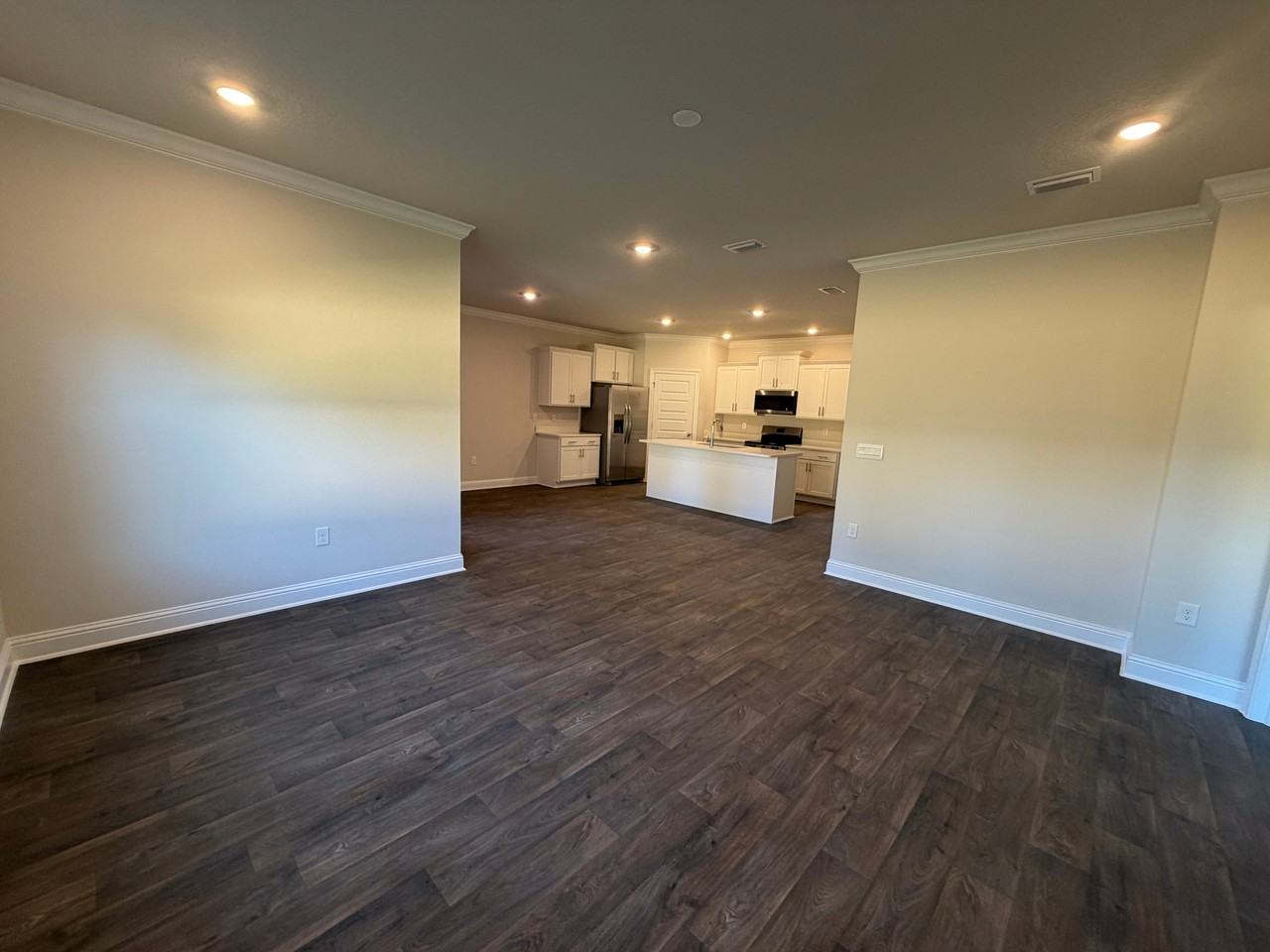 14523 Dayton Cir - Photo 5 of 16