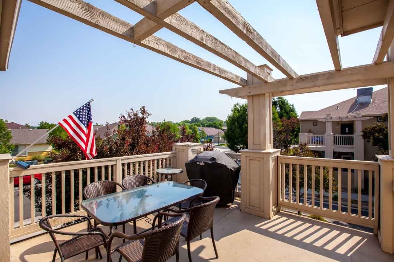 2485 Fountainhead Blvd #F9 - Photo 3 of 12
