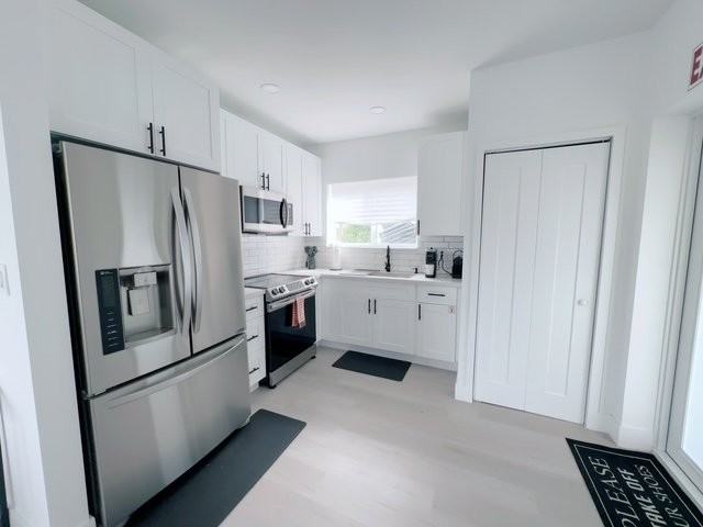 2544 Sw 19th Ter #2 - Photo 3 of 14