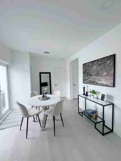 2544 Sw 19th Ter #2 - Photo 5 of 14