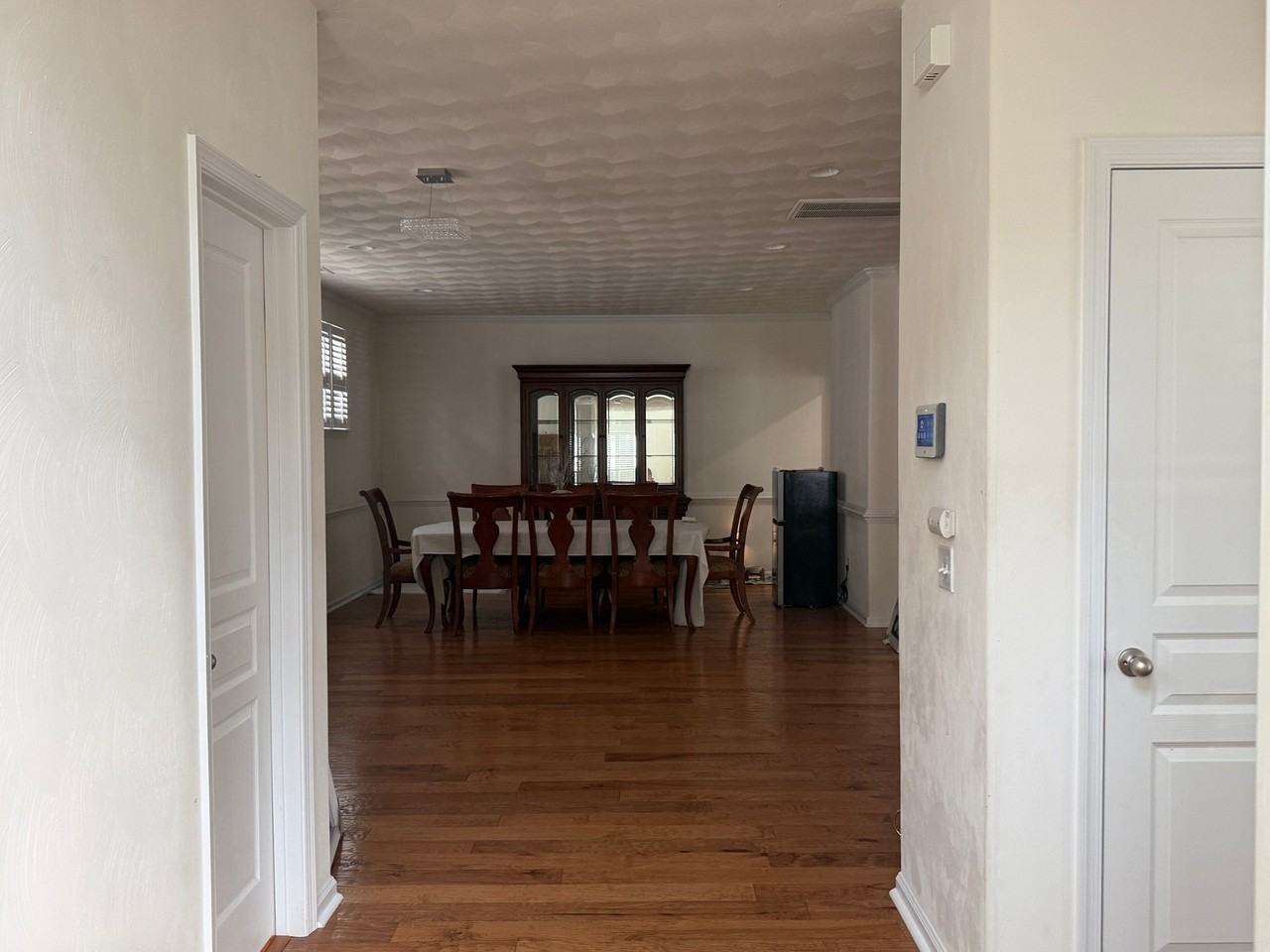 108 Tucker Dr - Photo 3 of 20
