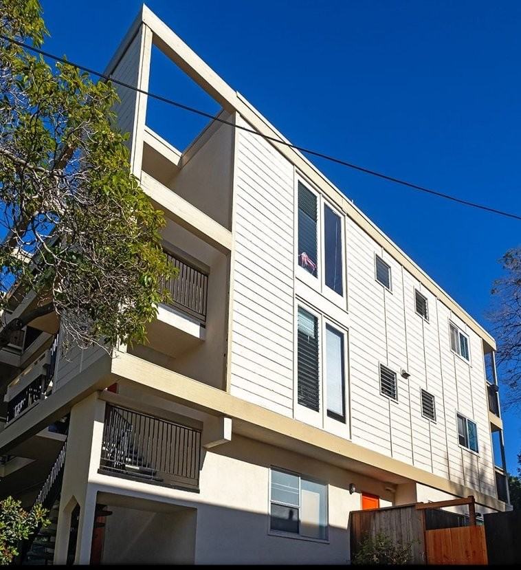 1700 Spruce St #6 - Photo 5 of 18