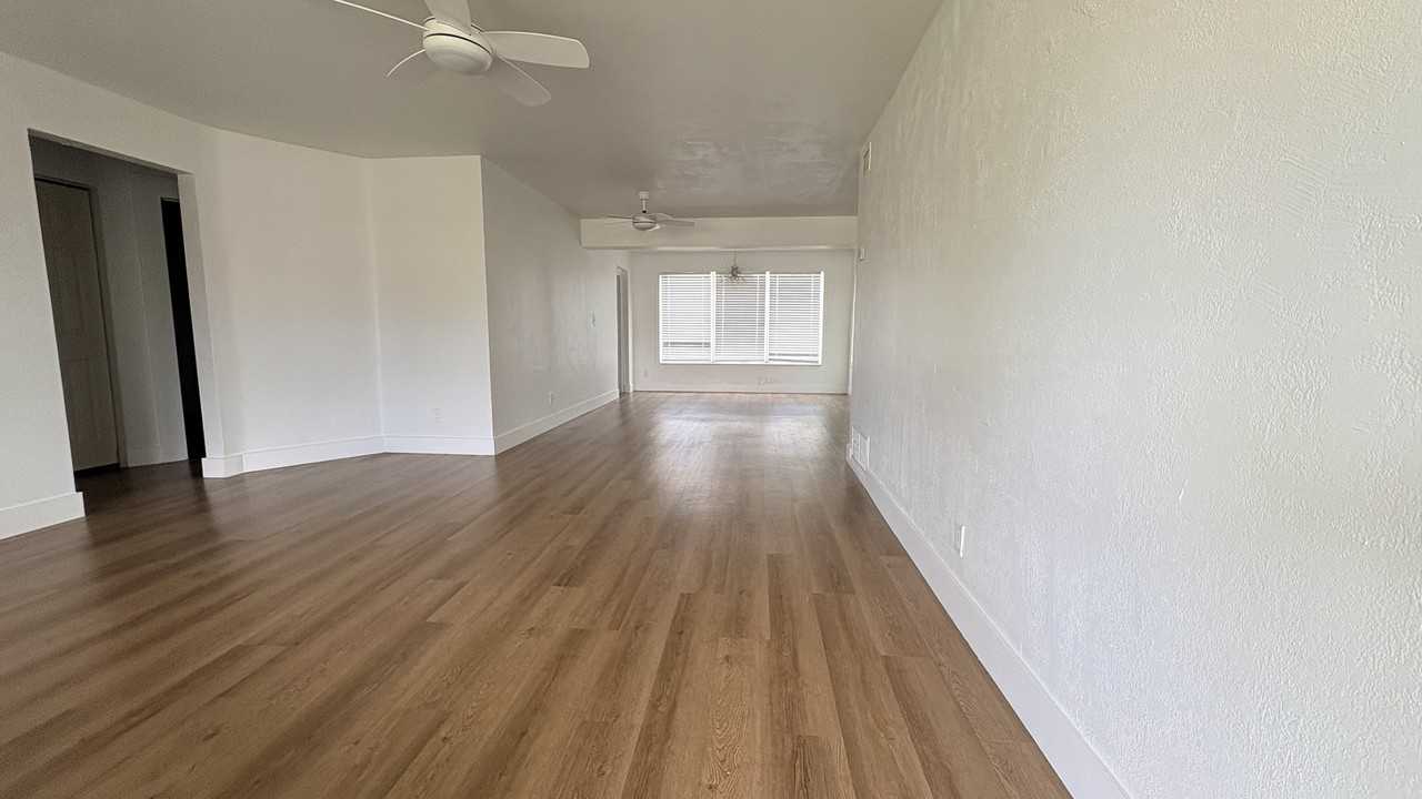 3740 Nw 9th St - Photo 5 of 12