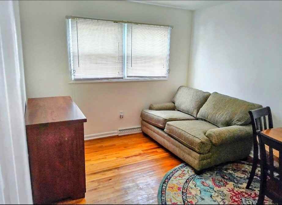 147 Candlewick Dr - Photo 3 of 17