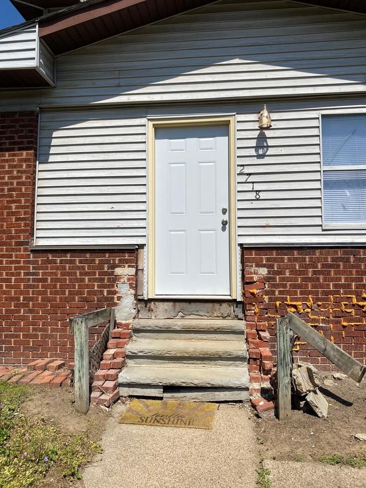 2718 Highlawn Ave - Photo 2 of 20