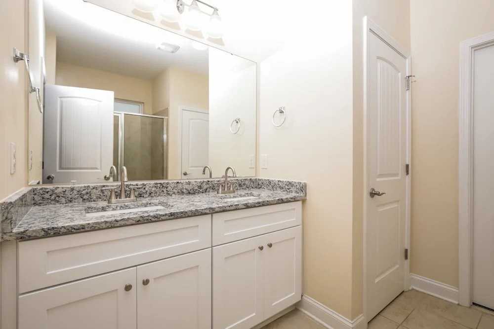 1204 Whispering Ridge Ct - Photo 6 of 10