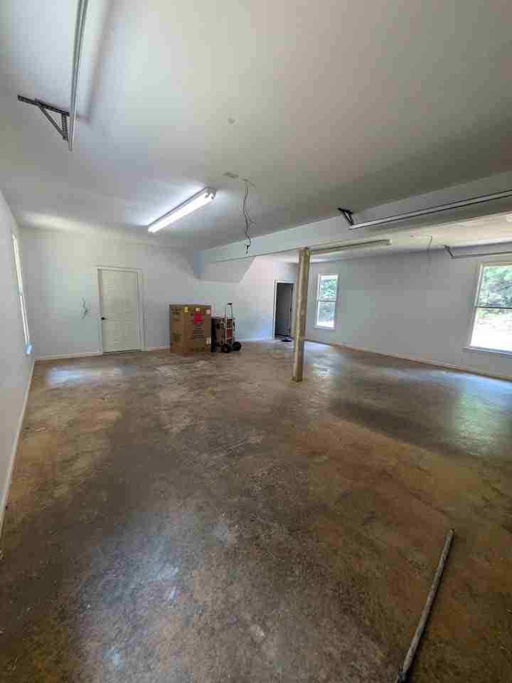 580 Northridge Rd - Photo 3 of 16